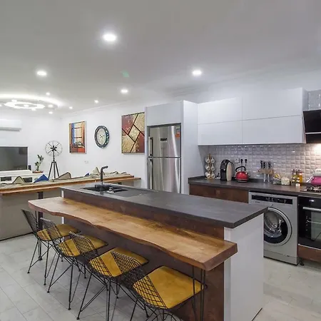Sleeps 4 Pool Air Con Wifi Вилла *
